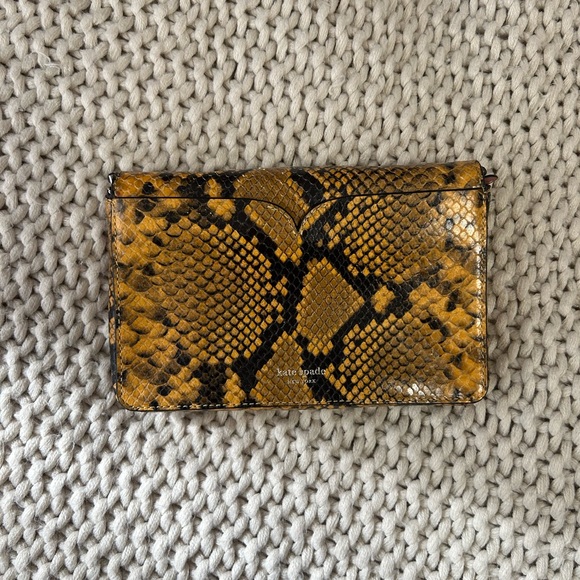 Kate Spade crossbody with chain strap - Picture 10 of 11